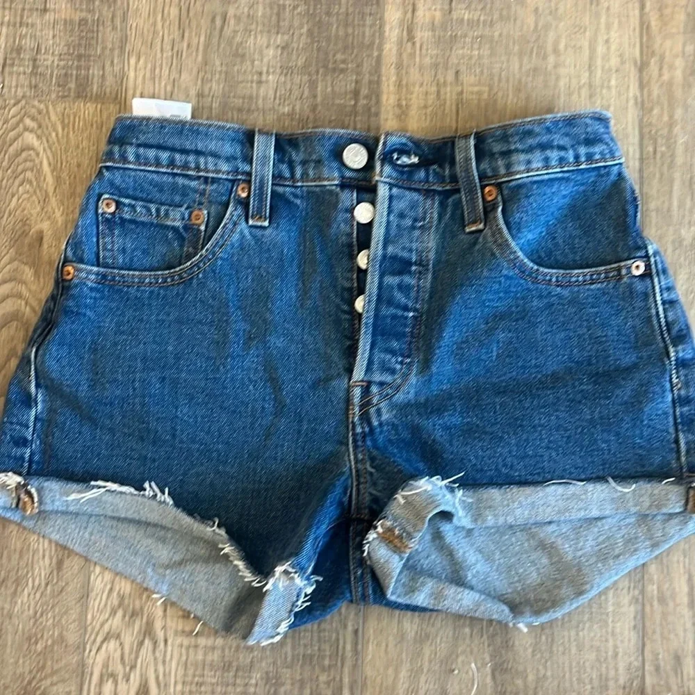 Levi’s 501 dark blue cut off shorts - Picture 1 of 4
